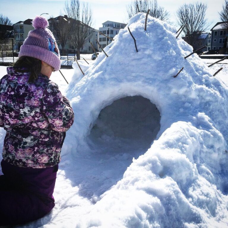 winter shelter pink hat 768x768